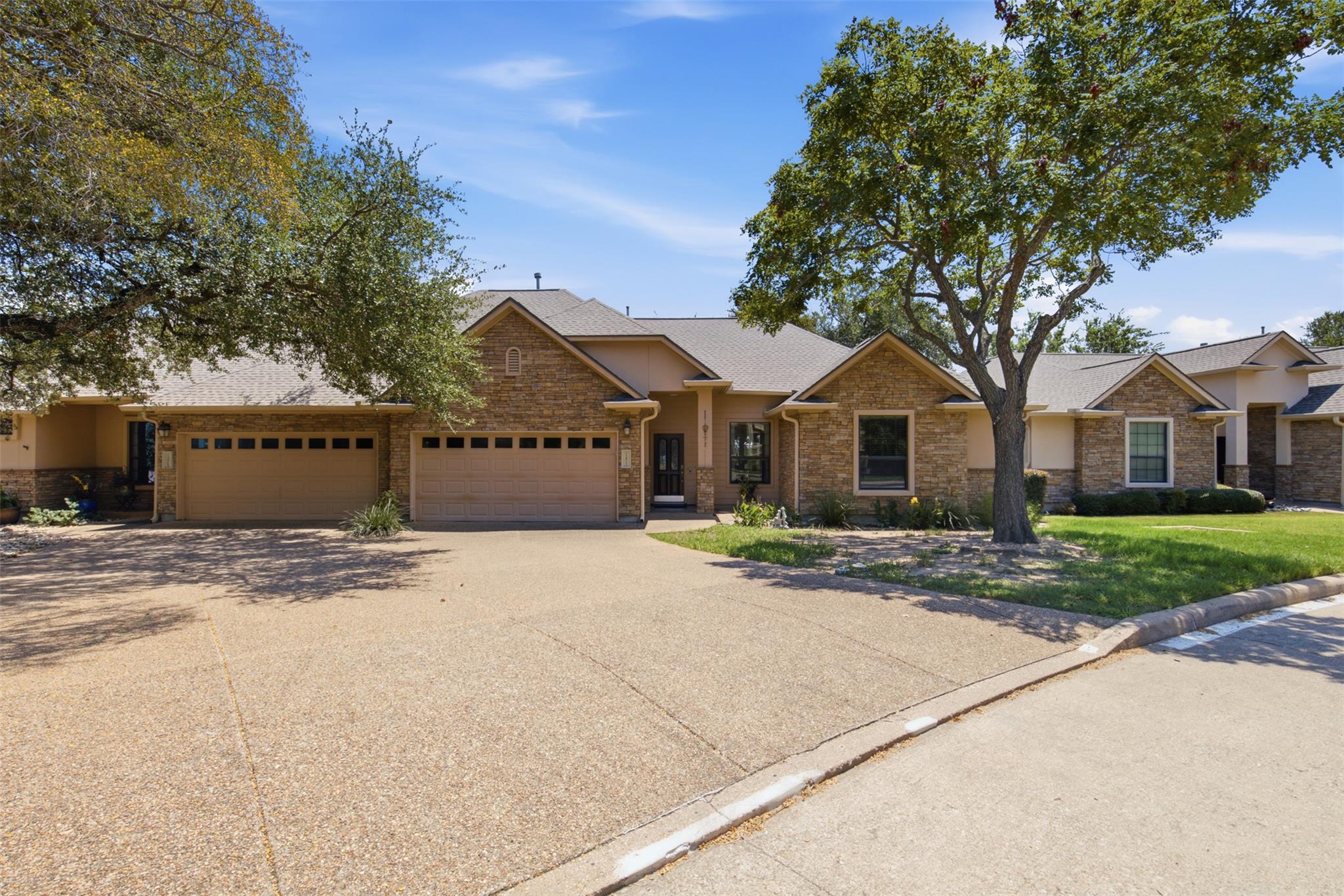 13912 Ashton Woods, Austin, TX 78727 — photo 1