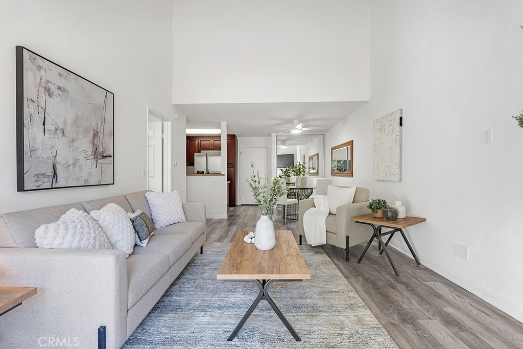21500 Burbank 316, Woodland Hills, CA 91367 — photo 1