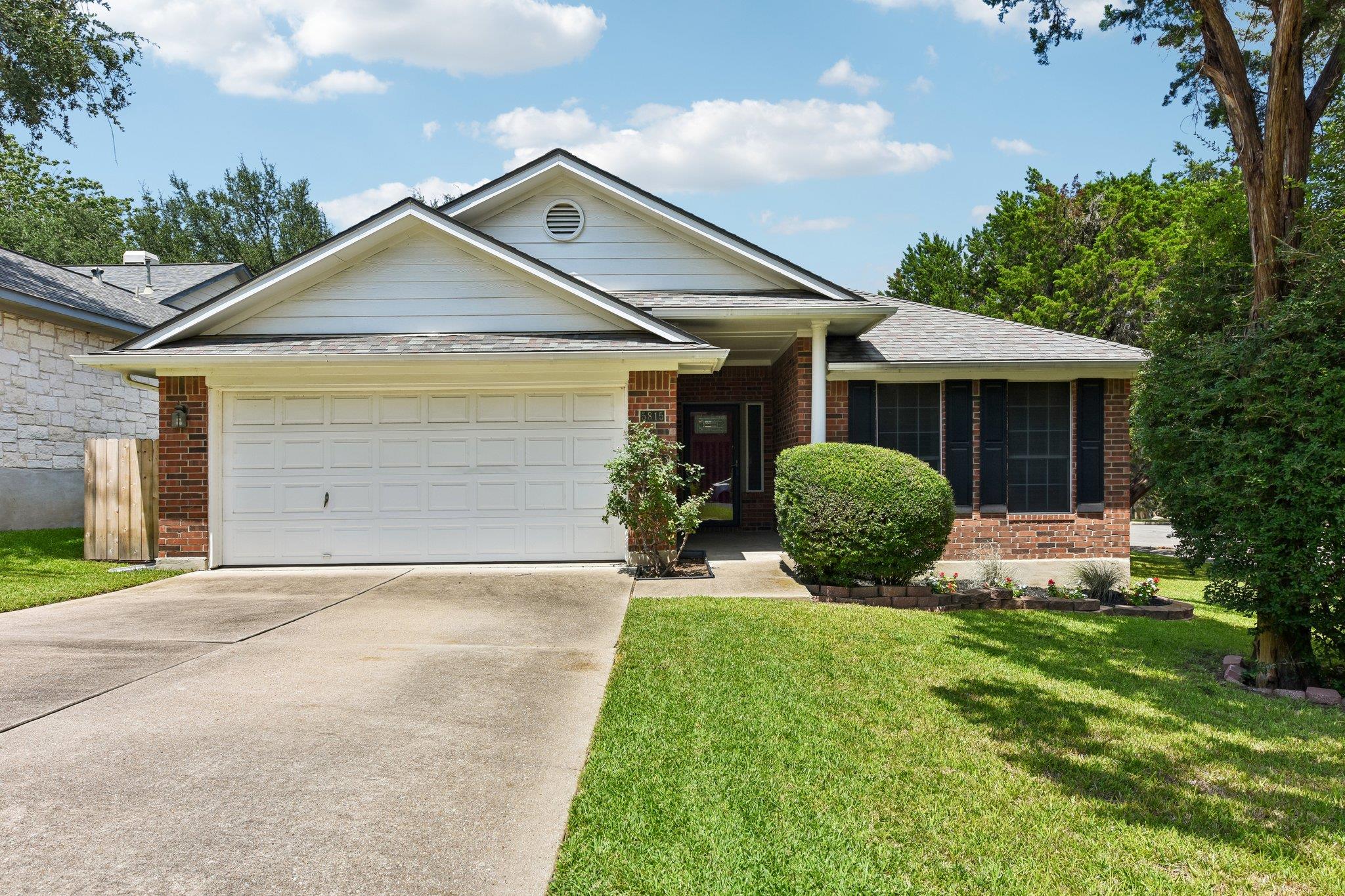5815  Lomita Verde Cir, Austin, TX 78749 — photo 1
