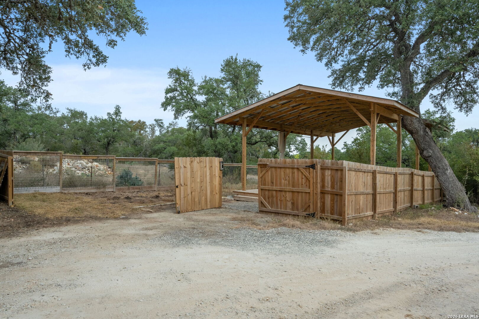 2939 Rolling Oaks Dr, ,  78132 — photo 1