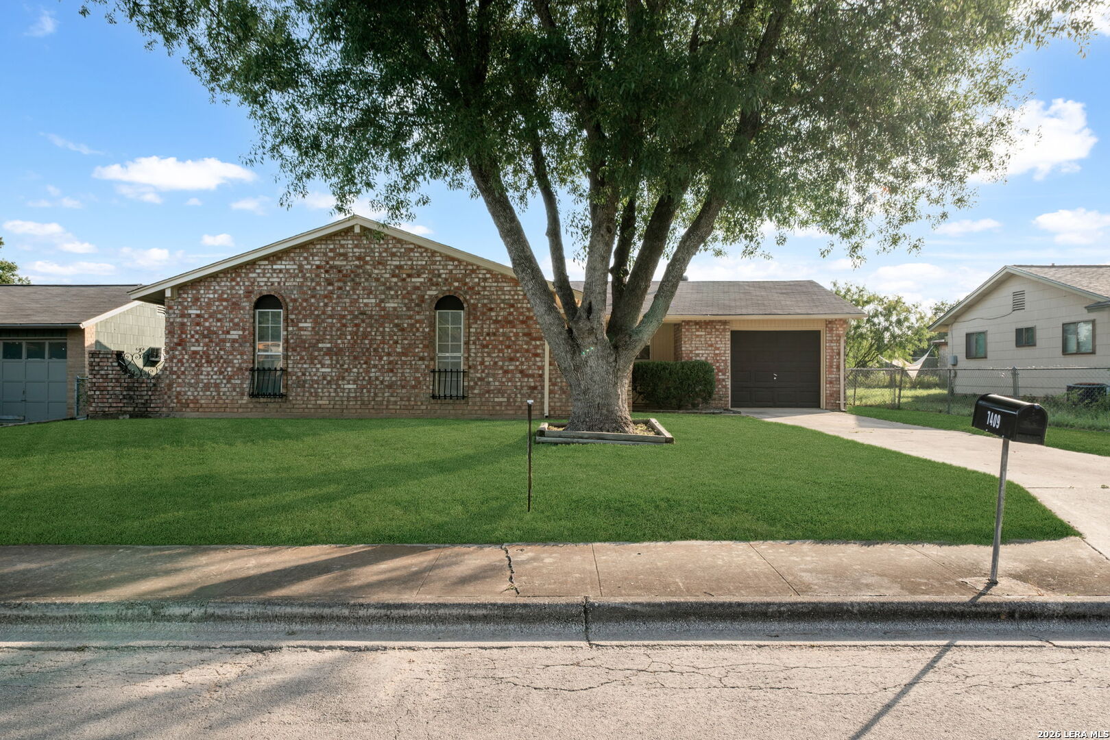 1409 OAK ST, Schertz, TX 78154 — photo 1