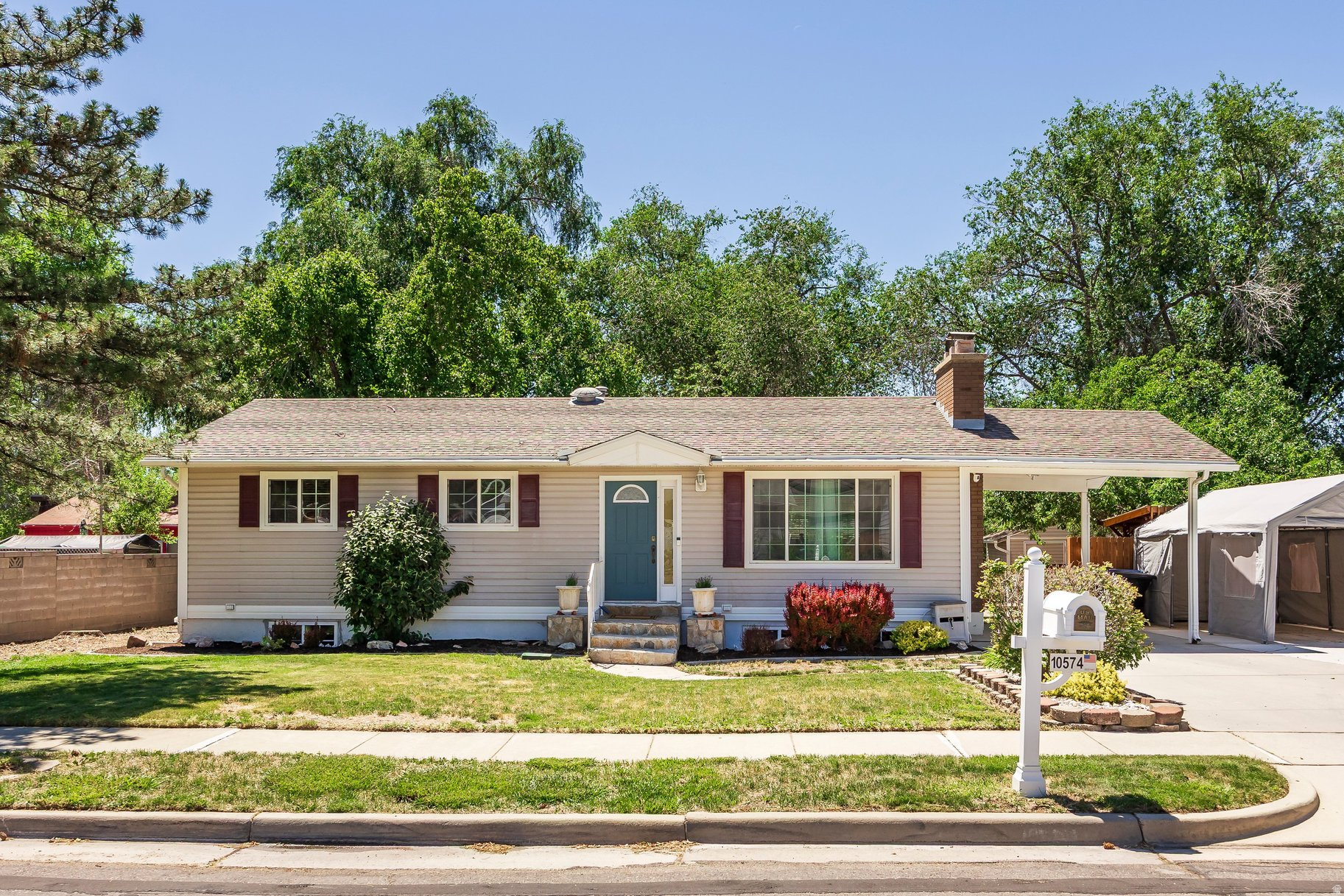 10574 S CROCUS ST, Sandy, UT 84094 — photo 1