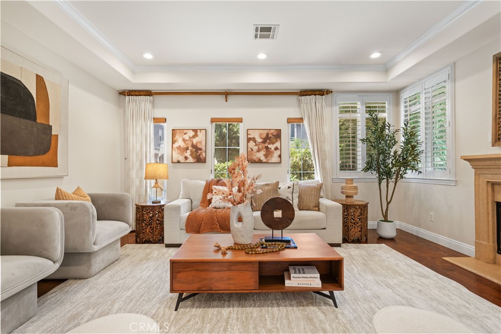 2438 Oneida Street D, Pasadena, CA 91107 — photo 1