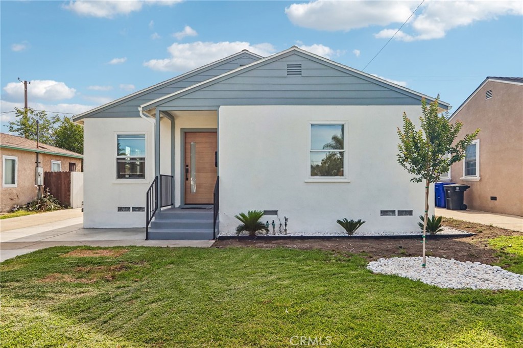 2213 N Valley Street, Burbank, CA 91505 — photo 1