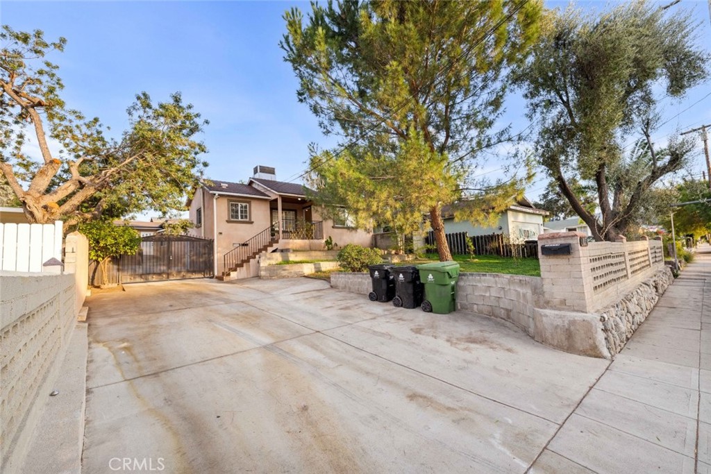 10554 Plainview, Tujunga, CA 91042 — photo 1