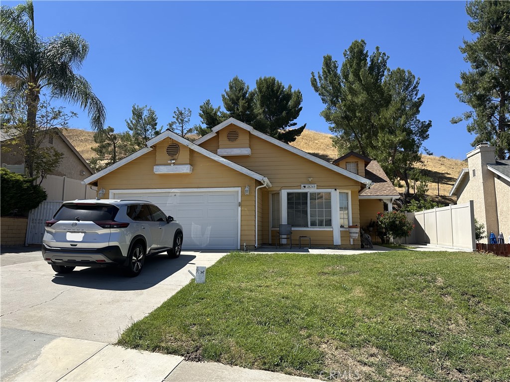 28243 Royal, Castaic, CA 91384 — photo 1
