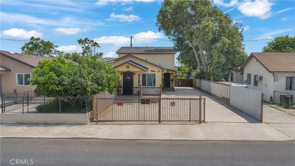 706 W 77th, Los Angeles, CA 90044 — photo 1