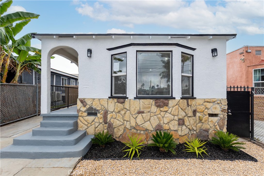 3477 W 71st, Los Angeles, CA 90043 — photo 1