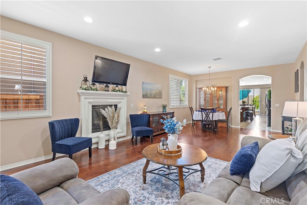 2723 Vine, Pomona, CA 91767 — photo 1