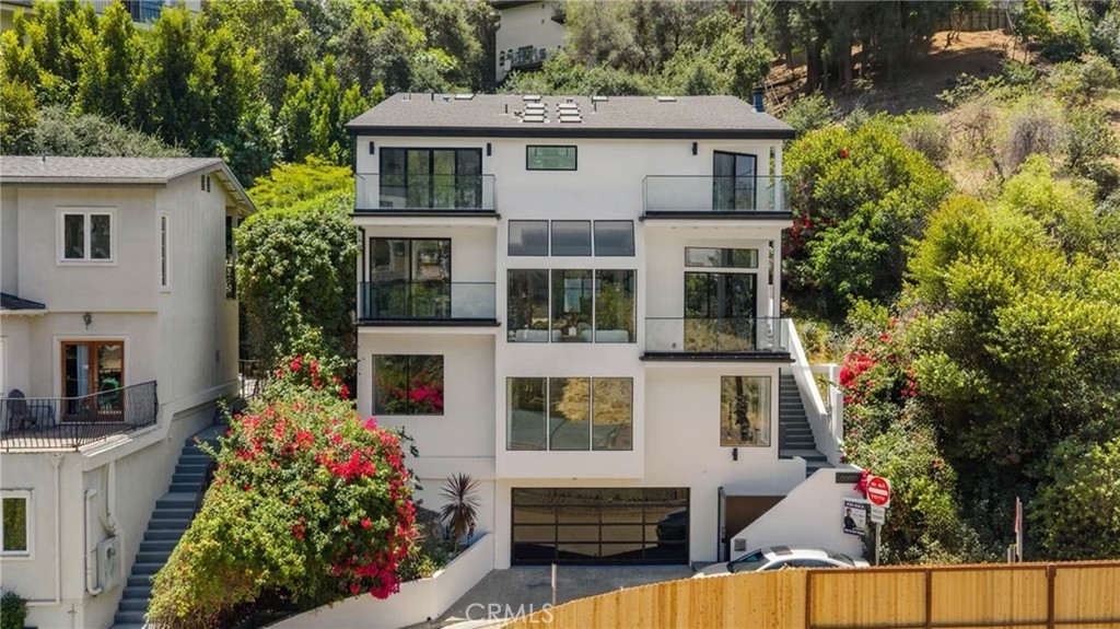 6358 La Rocha, Los Angeles, CA 90068 — photo 1