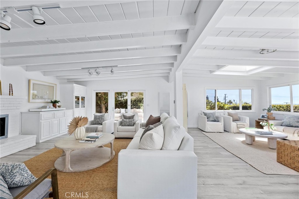 1136 8th Street, Hermosa Beach, CA 90254 — photo 1