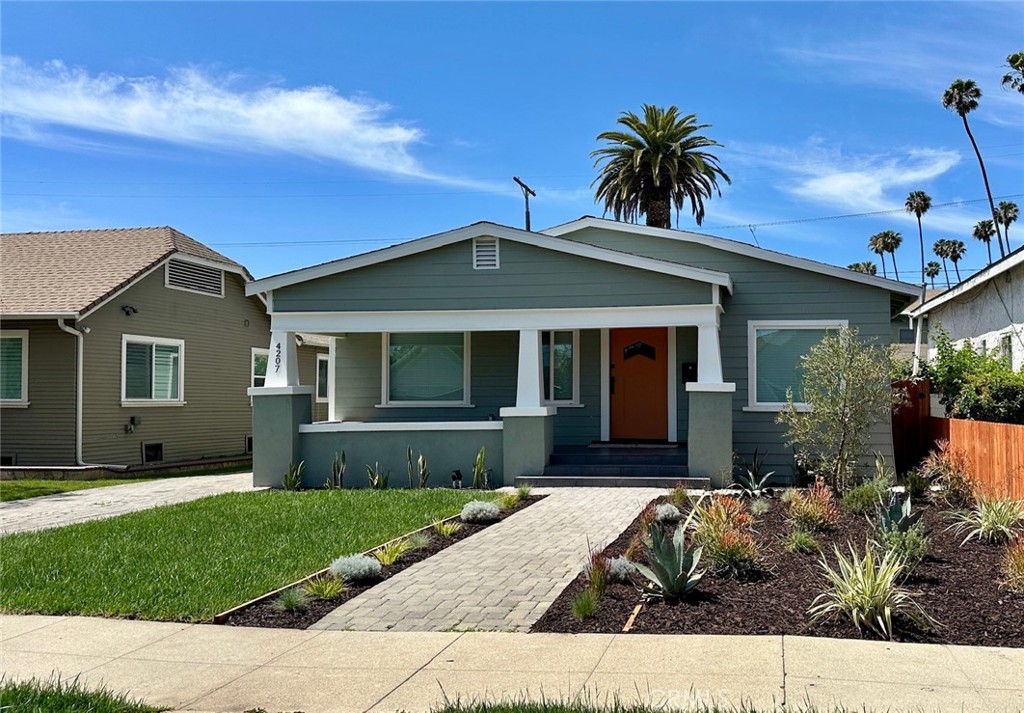 4207 S Van Ness Avenue, Los Angeles, CA 90062 — photo 1