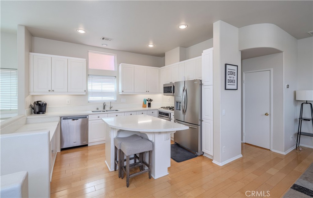 7 Medici Aisle, Irvine, CA 92606 — photo 1