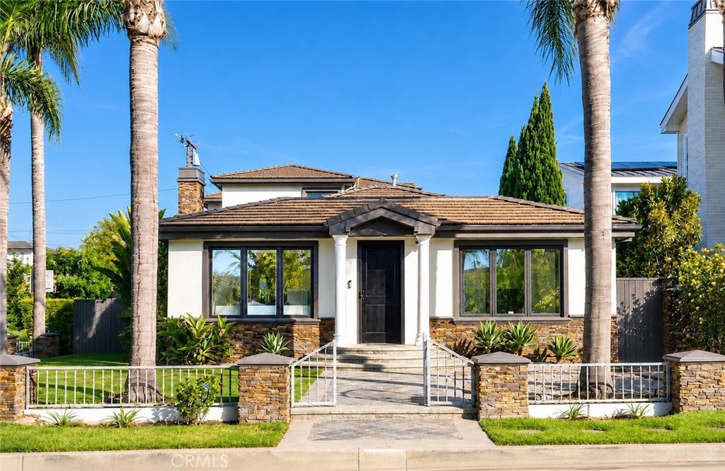 501 Aliso Ave., Newport Beach, CA 92663 — photo 1
