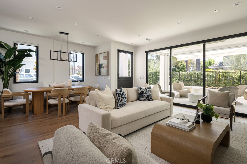 419 Goldenrod Avenue, Corona Del Mar, CA 92625 — photo 1
