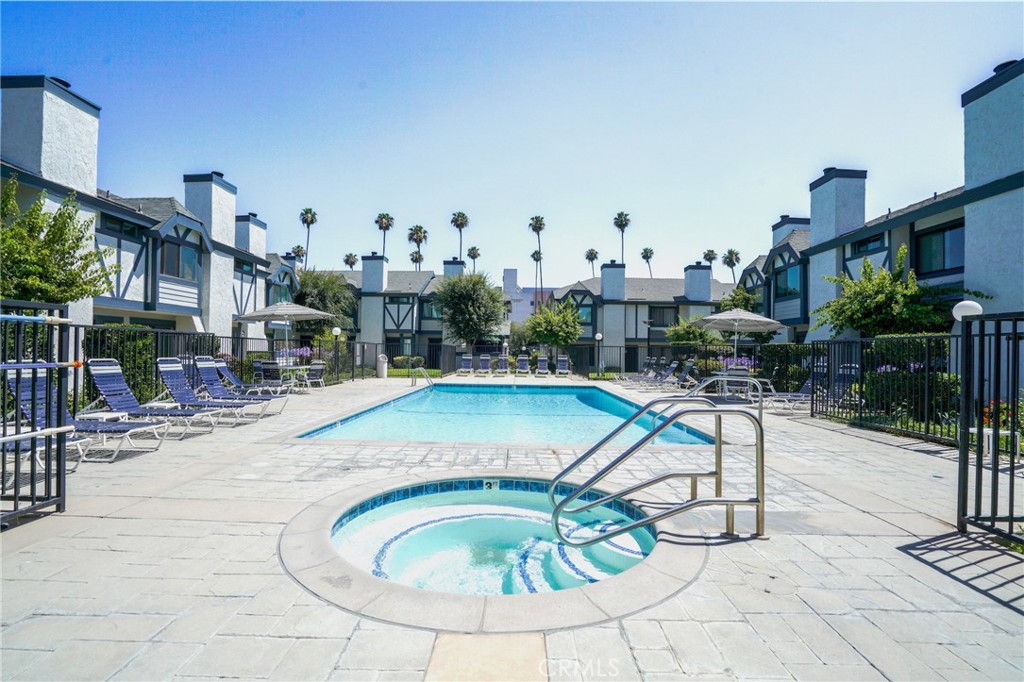 19231 Sherman Way 25, Reseda, CA 91335 — photo 1
