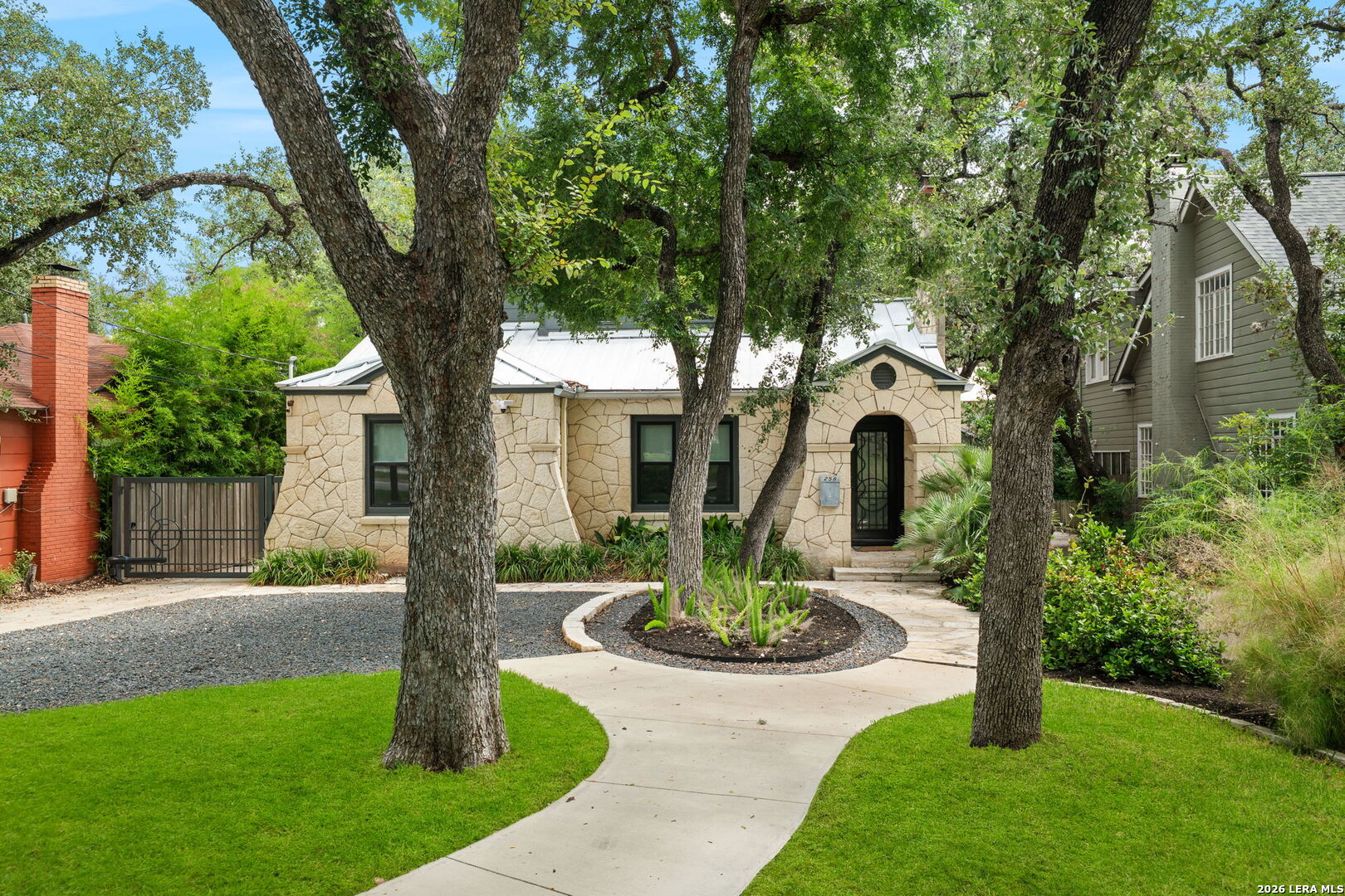 258 TUXEDO AVE, San Antonio, TX 78209 — photo 1