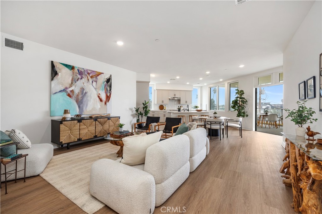 414 Main St 300, Huntington Beach, CA 92648 — photo 1