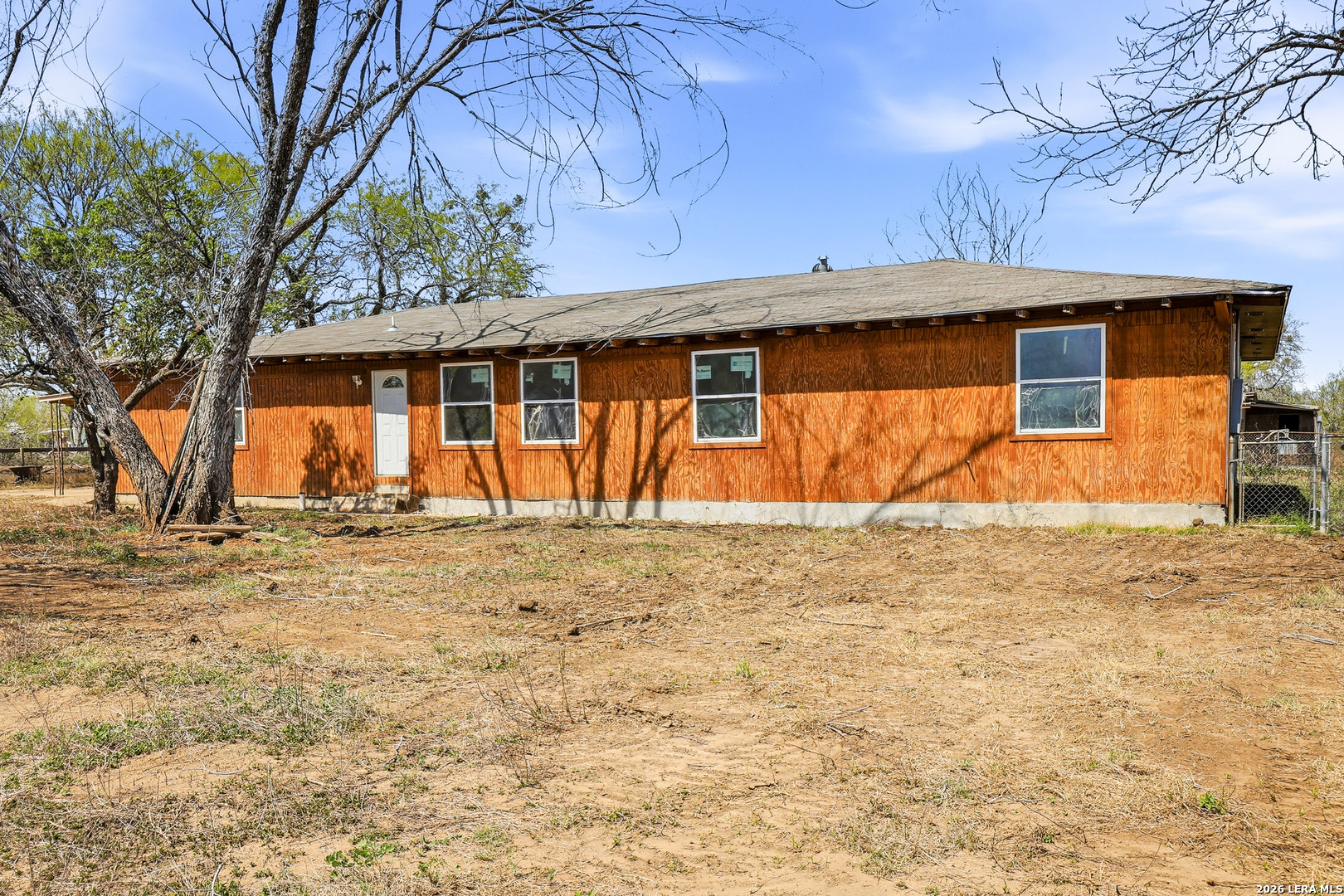 11515 Ford, Adkins, TX 78101 — photo 1