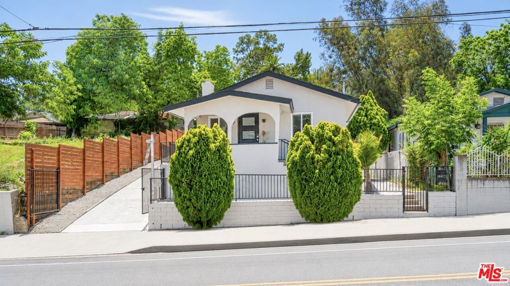 829 El Paso Drive, Los Angeles, CA 90042 — photo 1