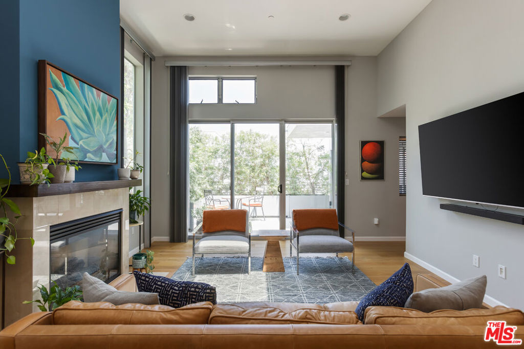 5936 Barton Avenue, Los Angeles, CA 90038 — photo 1