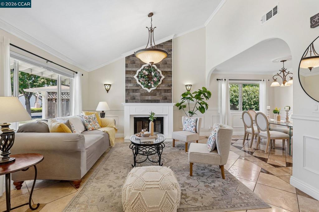 36874 Laurel St, Newark, CA 94560 — photo 1
