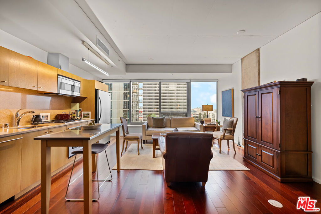 1155 S Grand Avenue 1111, Los Angeles, CA 90015 — photo 1