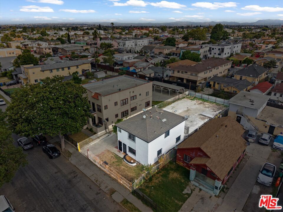 633 W 75th Street, Los Angeles, CA 90044 — photo 1