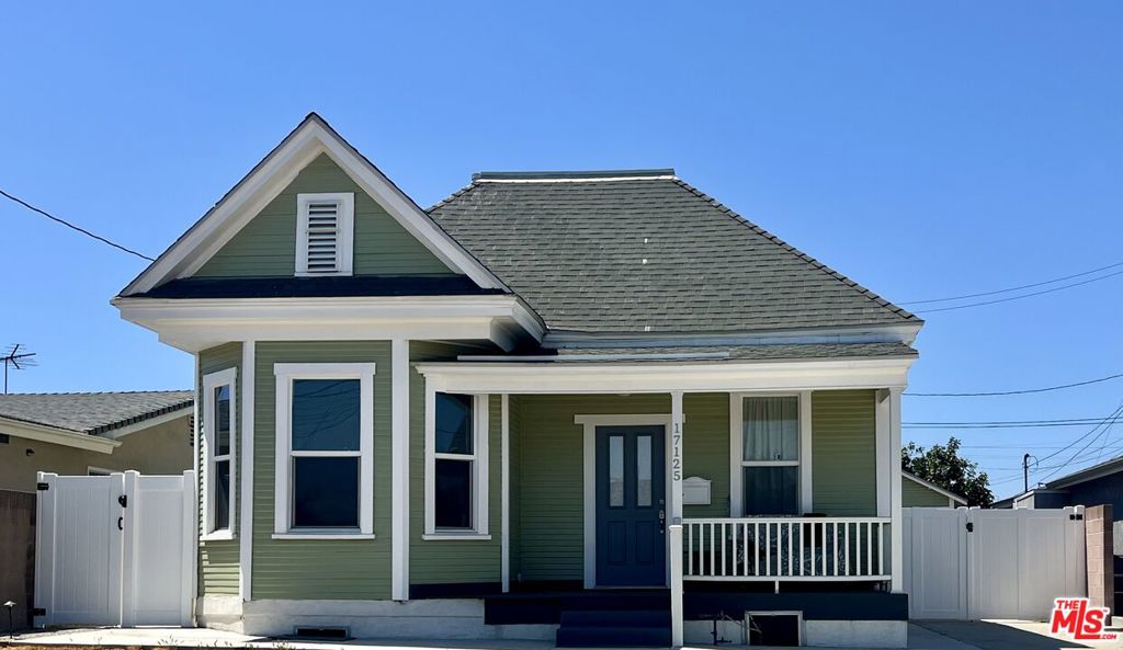17125 S Denker Avenue, Gardena, CA 90247 — photo 1