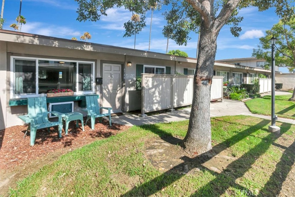 674 W Main Street A, Tustin, CA 92780 — photo 1