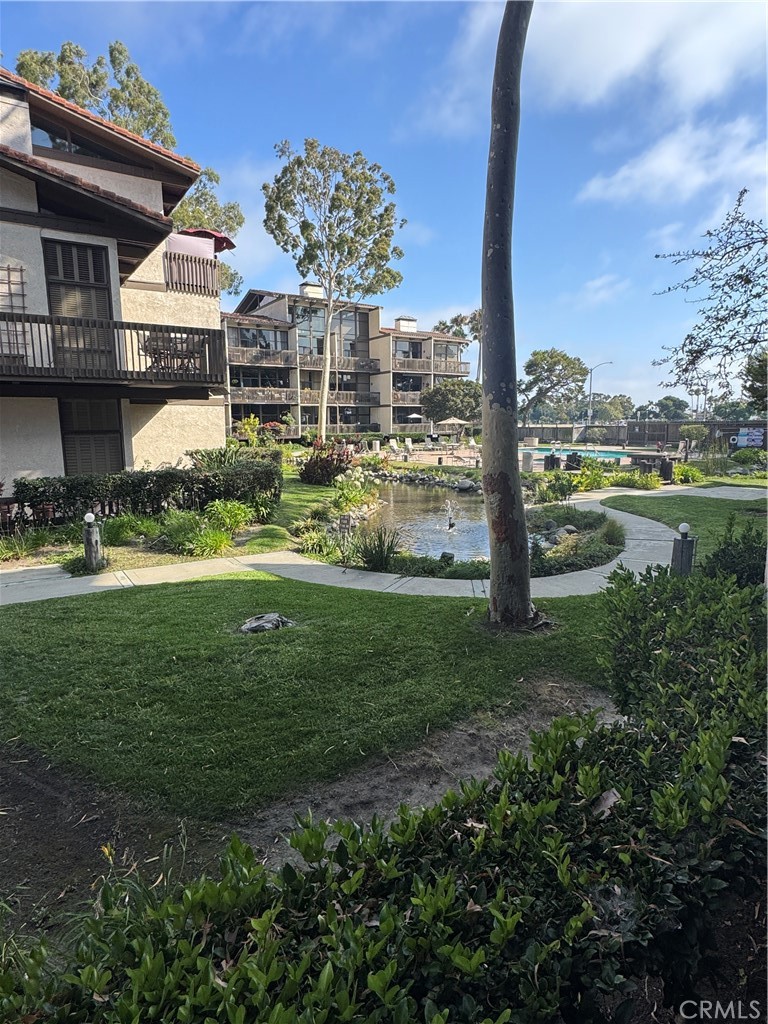 5104 Marina Pacifica Drive S, Long Beach, CA 90803 — photo 1