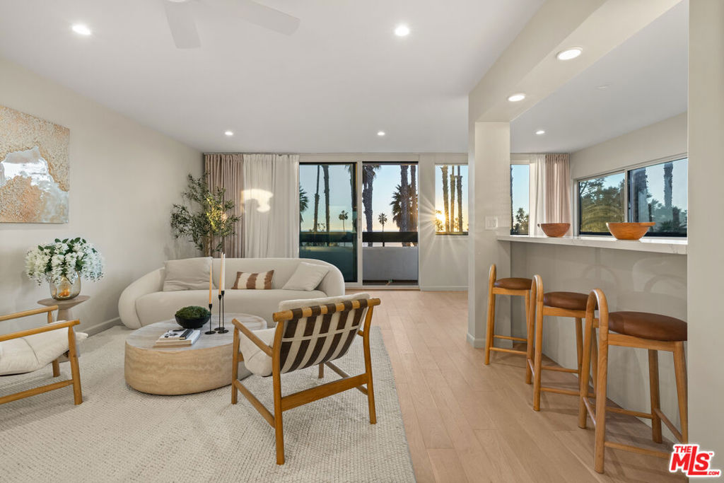 2221 Ocean Avenue 101, Santa Monica, CA 90405 — photo 1