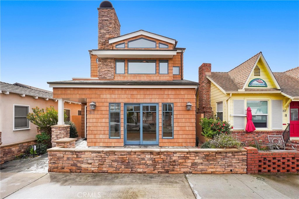 211 E Bay, Newport Beach, CA 92661 — photo 1