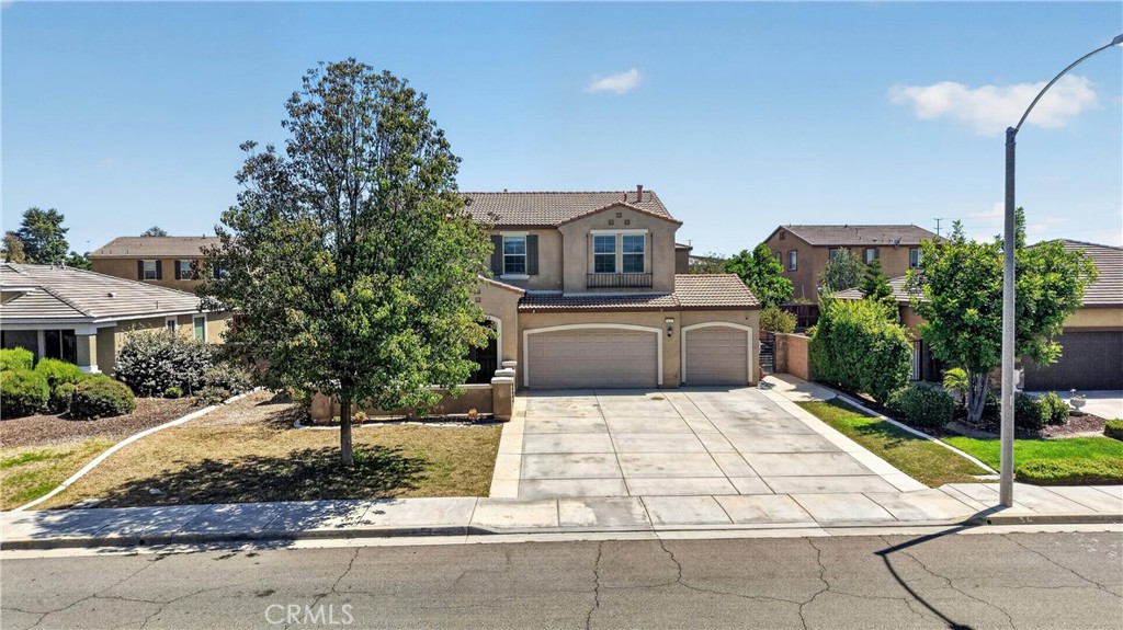 29113 Fall River, Menifee, CA 92584 — photo 1