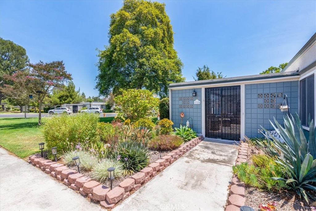 534 Via Estrada B, Laguna Woods, CA 92637 — photo 1