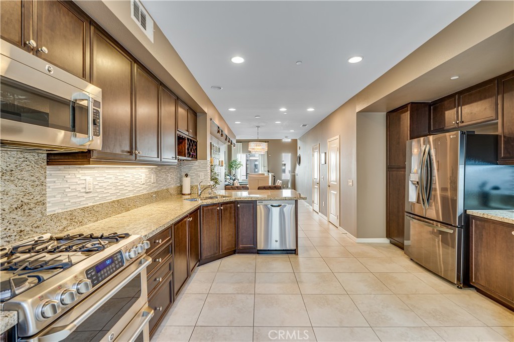 507 Rockefeller, Irvine, CA 92612 — photo 1