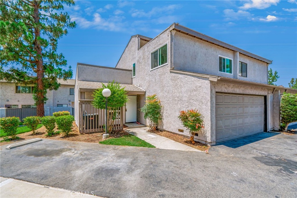 3002 E Via Siena, Anaheim, CA 92806 — photo 1