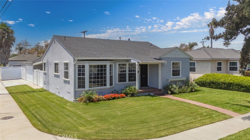 4703 N Bellflower Blvd, Long Beach, CA 90808 — photo 1