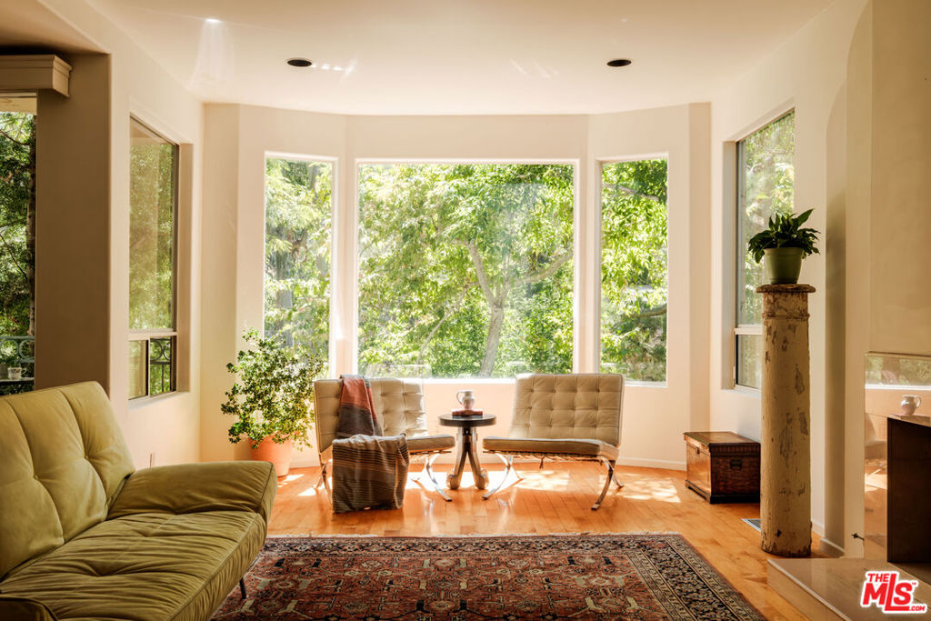 10055 Reevesbury Drive, Beverly Hills, CA 90210 — photo 1
