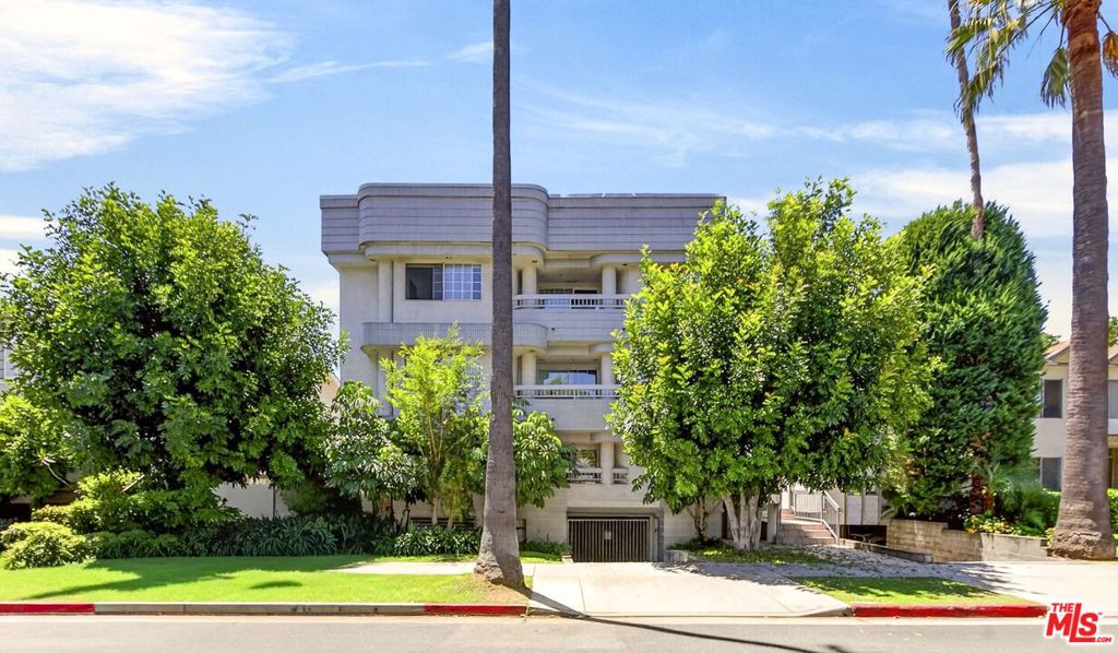 538 Glenwood Road 1, Glendale, CA 91202 — photo 1
