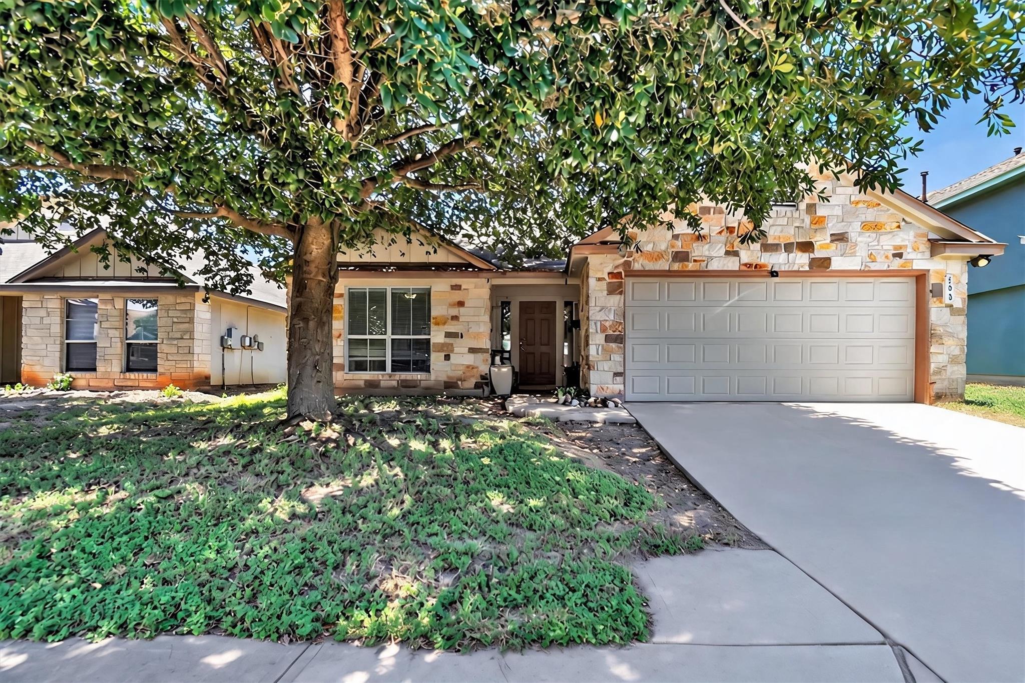 508  Red Tails Dr, Austin, TX 78725 — photo 1