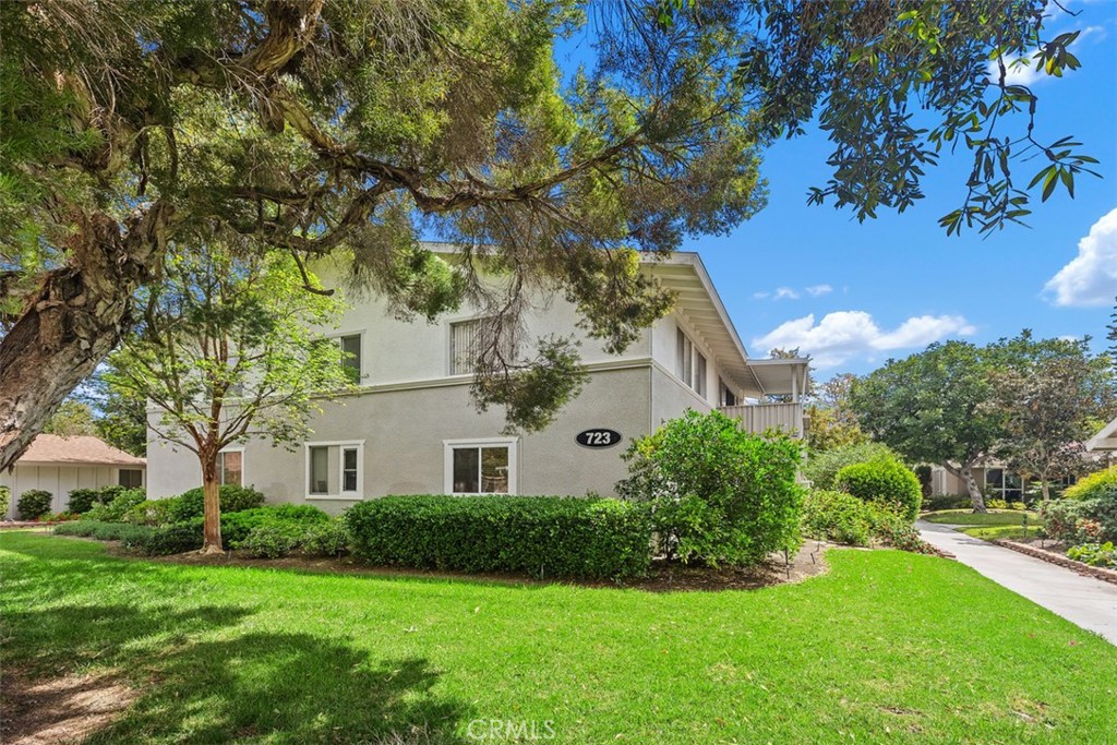 723 #A Avenida Majorca, Laguna Woods, CA 92637 — photo 1