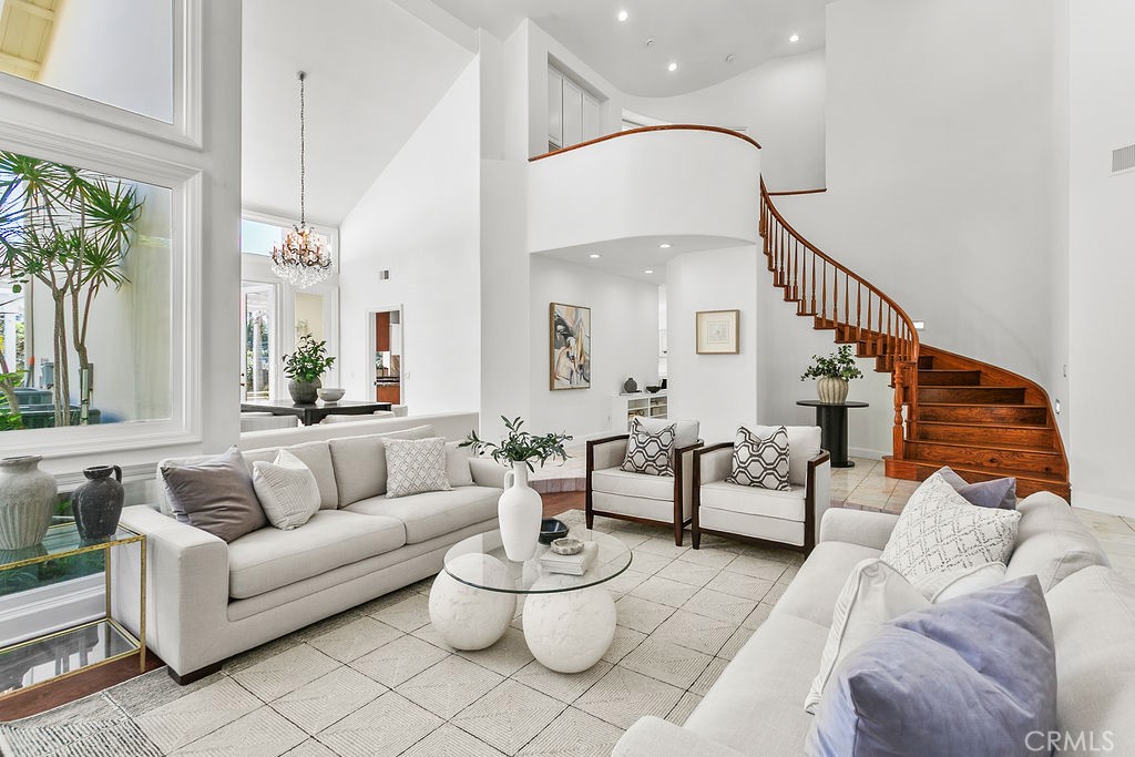19 Harbor Pointe, Corona Del Mar, CA 92625 — photo 1