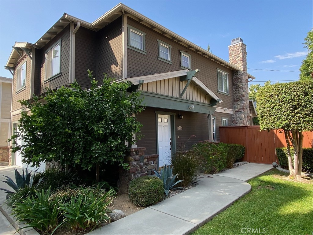 214 Violet Avenue F, Monrovia, CA 91016 — photo 1
