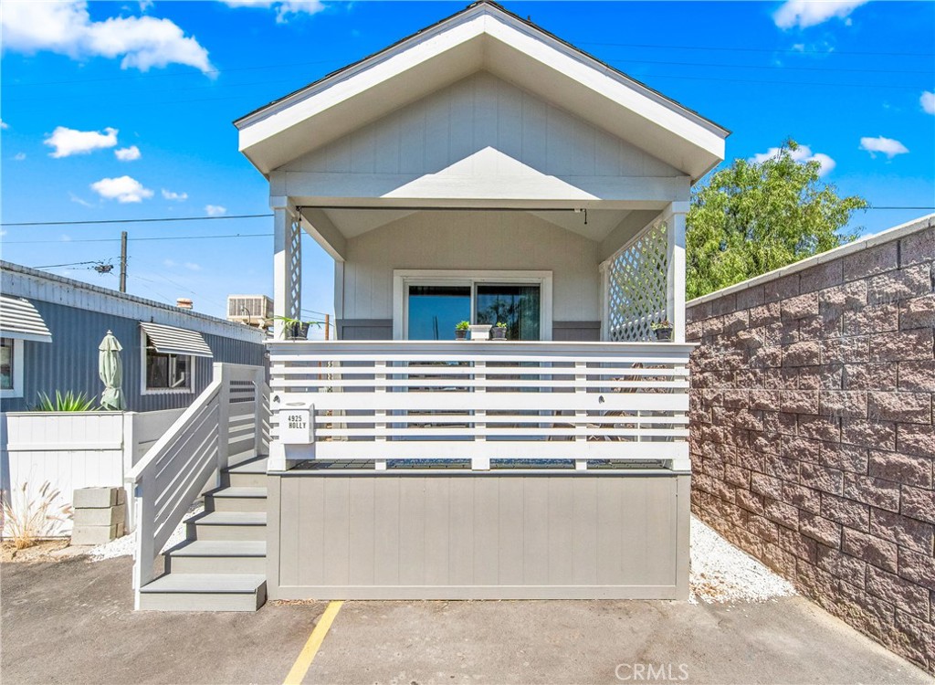 4925 Holly, Long Beach, CA 90805 — photo 1