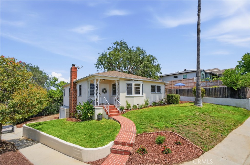130 Sequoia Drive, Pasadena, CA 91105 — photo 1