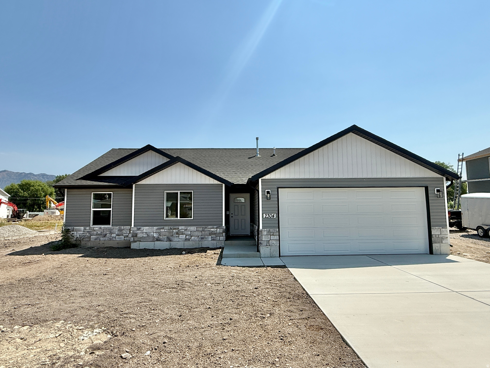 2304 N 3950 W