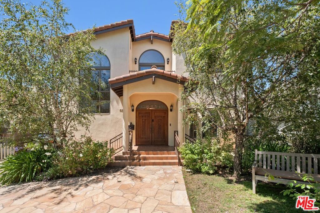 1136 Harvard Street, Santa Monica, CA 90403 — photo 1