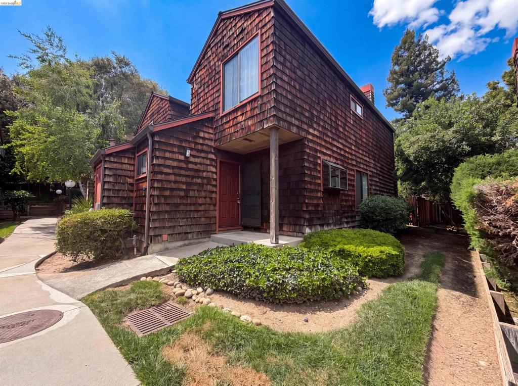 1555 Hecker Pass Rd C101, Gilroy, CA 95020 — photo 1