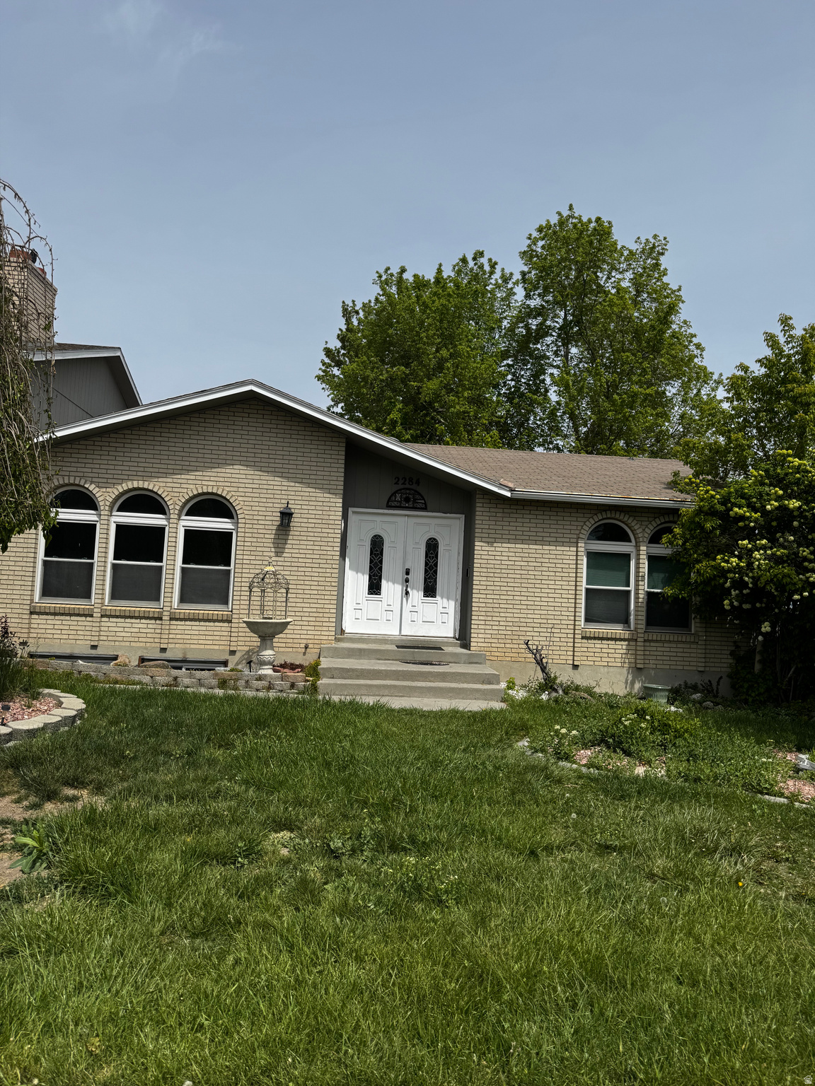 2284 W ZIONS DR, Taylorsville, UT 84129 — photo 1